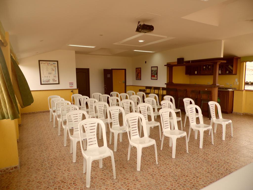 La Terraza Hotel